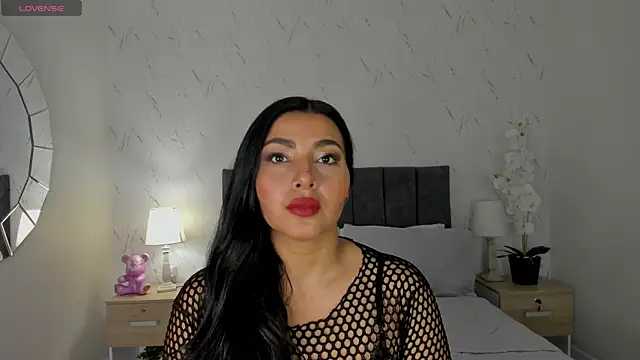 Snapshot of Antonella_Coruso chatting on 1, 3, 2026 Antonella Coruso online show from 1, 3, 2026