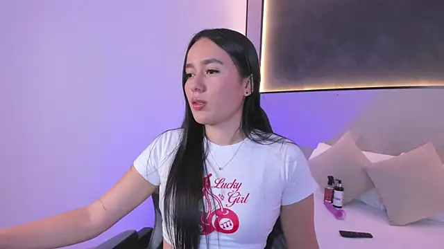 Snapshot of mia_slora chatting on 11, 6, 2026 mia slora online show from 11, 6, 2026