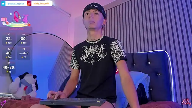 Maiky Cooper01 online show from 16, 7, 2026