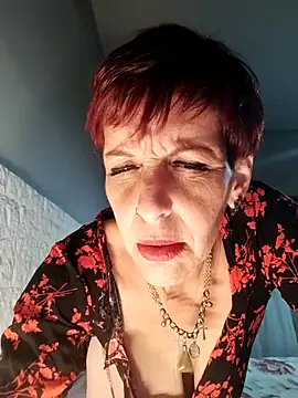 Juguetonafogosa5 online show from 26, 3, 2026