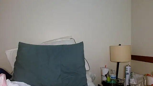 FrankieFuckMe online show from 9, 2, 2026