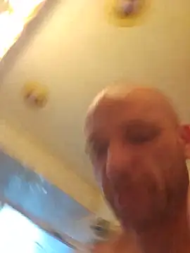 Snapshot of FrankieFuckMe chatting on 5, 6, 2026 FrankieFuckMe online show from 5, 6, 2026