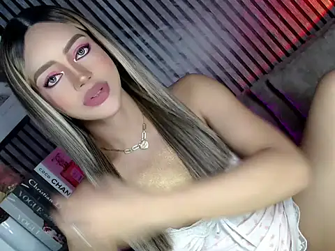 Snapshot of midnight_tease69 chatting on 25, 3, 2026 midnight tease69 online show from 25, 3, 2026