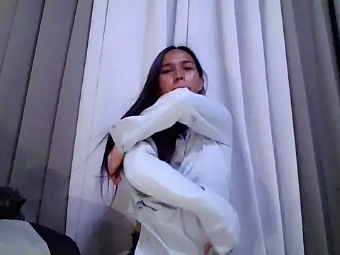 Snapshot of LOVELYMAYUMIE chatting on 23, 3, 2026 LOVELYMAYUMIE online show from 23, 3, 2026