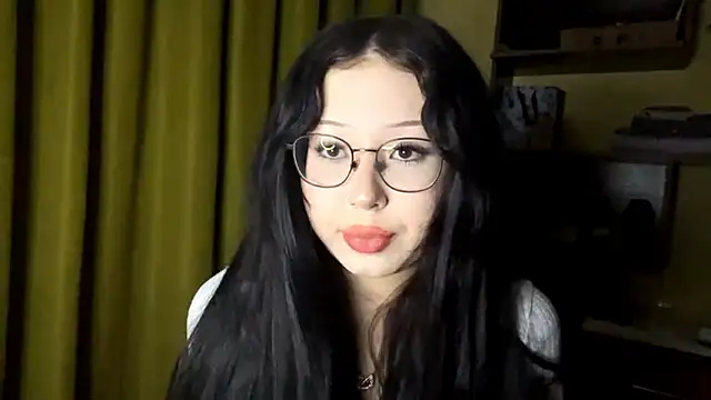 Snapshot of KateWhisp chatting on 15, 1, 2026 KateWhisp online show from 15, 1, 2026