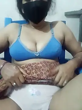 sexyqueen558 online show from 10, 4, 2026