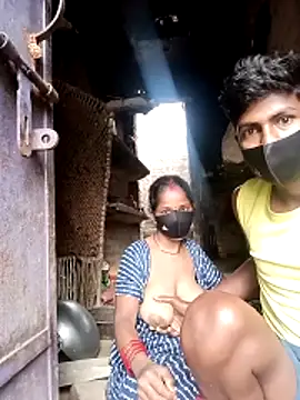 Snapshot of Shivanisingh4 chatting on 27, 3, 2026 Shivanisingh4 online show from 27, 3, 2026