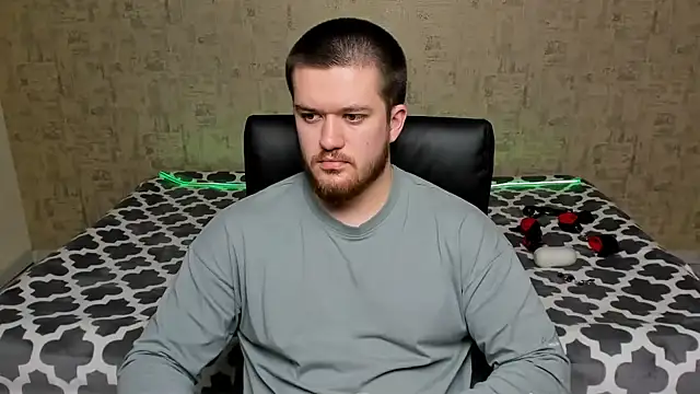 Snapshot of Well_boy chatting on 5, 4, 2026 Well boy online show from 5, 4, 2026