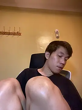 Snapshot of asian_guy67 chatting on 5, 2, 2026 asian guy67 online show from 5, 2, 2026