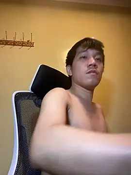 Snapshot of asian_guy67 chatting on 6, 2, 2026 asian guy67 online show from 6, 2, 2026