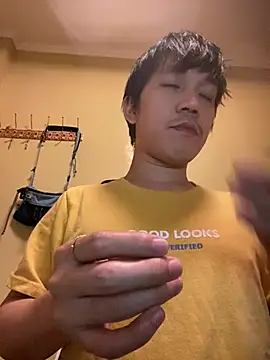 Snapshot of asian_guy67 chatting on 15, 3, 2026 asian guy67 online show from 15, 3, 2026