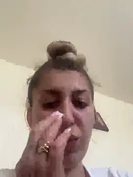 Snapshot of dalia0710 chatting on 16, 4, 2026 dalia0710 online show from 16, 4, 2026