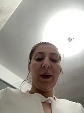 Snapshot of dalia0710 chatting on 27, 4, 2026 dalia0710 online show from 27, 4, 2026