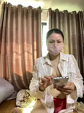 Snapshot of Sini-ii chatting on 10, 4, 2026 Sini-ii online show from 10, 4, 2026