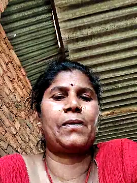 Snapshot of Hot_di97 chatting on 28, 4, 2026 Hot di97 online show from 28, 4, 2026