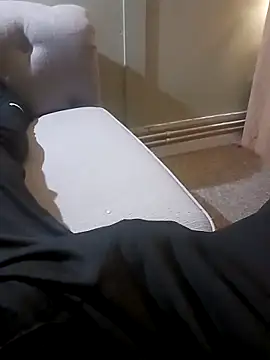 Hertsguy1984 online show from 18, 4, 2026