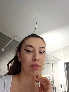 Snapshot of Virgin_Pussy_SquirtX chatting on 15, 2, 2026 Virgin Pussy SquirtX online show from 15, 2, 2026