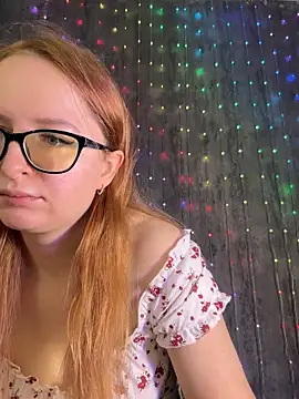 Snapshot of coy_girl_ chatting on 4, 2, 2026 coy girl online show from 4, 2, 2026