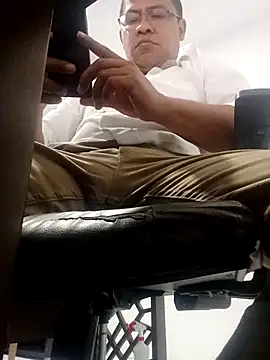 Snapshot of Antony-5045 chatting on 16, 1, 2026 Antony-5045 online show from 16, 1, 2026