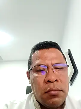 Snapshot of Antony-5045 chatting on 18, 1, 2026 Antony-5045 online show from 18, 1, 2026