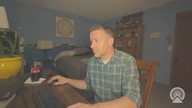 Snapshot of chrisw8140 chatting on 4, 6, 2026 chrisw8140 online show from 4, 6, 2026
