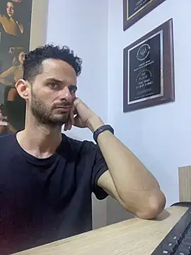 Snapshot of gatoquiles chatting on 9, 2, 2026 gatoquiles online show from 9, 2, 2026