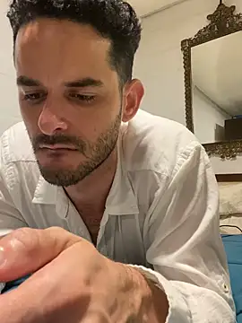 Snapshot of gatoquiles chatting on 21, 2, 2026 gatoquiles online show from 21, 2, 2026