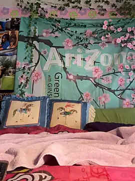 Snapshot of lifeoftt_19xx chatting on 13, 2, 2026 lifeoftt 19xx online show from 13, 2, 2026