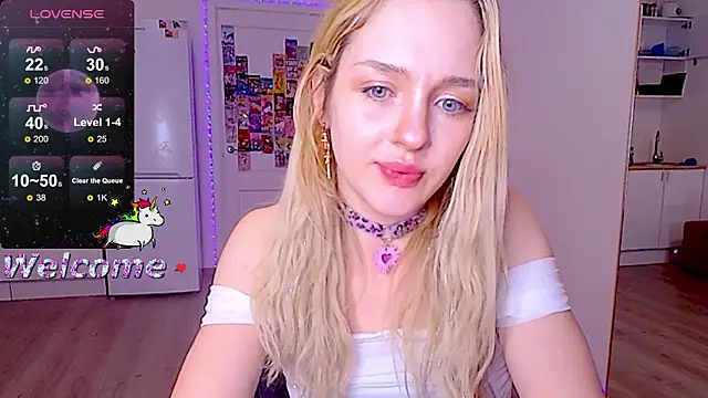 Snapshot of sailormoon666_ chatting on 6, 3, 2026 sailormoon666 online show from 6, 3, 2026