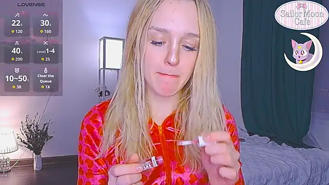 Snapshot of sailormoon666_ chatting on 9, 4, 2026 sailormoon666 online show from 9, 4, 2026