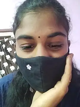 Snapshot of Tamil_Hot_RoyalQueen chatting on 1, 2, 2026 Tamil Hot RoyalQueen online show from 1, 2, 2026