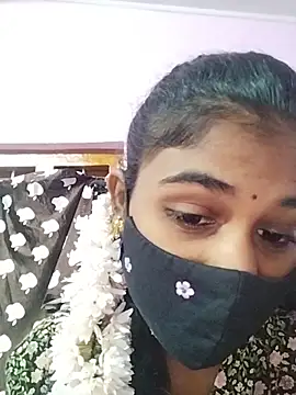 Snapshot of Tamil_Hot_RoyalQueen chatting on 8, 2, 2026 Tamil Hot RoyalQueen online show from 8, 2, 2026