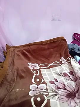 Phoebe-e online show from 16, 2, 2026