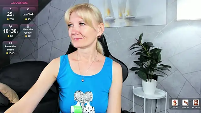 Julie Lucas online show from 15, 7, 2026