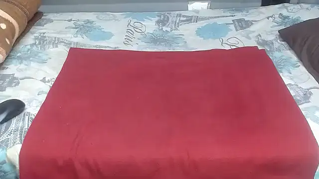 Snapshot of AssQueen32 chatting on 25, 2, 2026 AssQueen32 online show from 25, 2, 2026