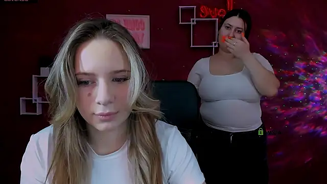 Snapshot of miles_candy chatting on 19, 2, 2026 miles candy online show from 19, 2, 2026