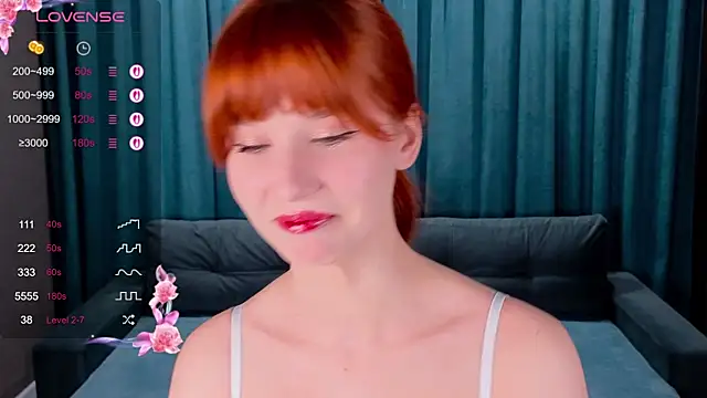 Snapshot of CatherineCummi chatting on 10, 4, 2026 CatherineCummi online show from 10, 4, 2026