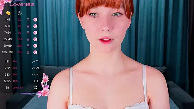 Snapshot of CatherineCummi chatting on 13, 4, 2026 CatherineCummi online show from 13, 4, 2026