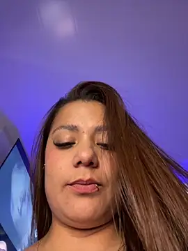 Pretty  Milf online show from 10, 3, 2026