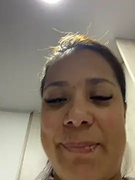 Pretty  Milf online show from 31, 3, 2026