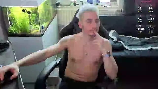 Snapshot of Rayzel_White chatting on 19, 1, 2026 Rayzel White online show from 19, 1, 2026