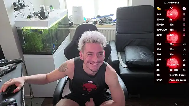 Snapshot of Rayzel_White chatting on 22, 2, 2026 Rayzel White online show from 22, 2, 2026