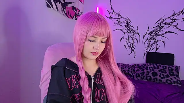 Snapshot of dollmeow chatting on 17, 3, 2026 dollmeow online show from 17, 3, 2026