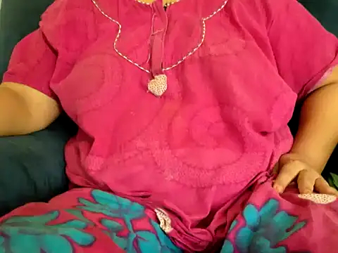 TamilDreamgirl08 online show from 10, 4, 2026