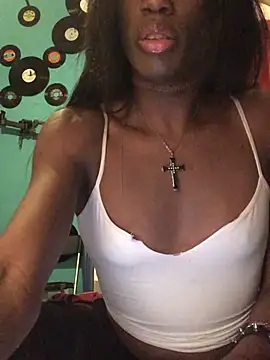 Snapshot of dianagonewild chatting on 10, 4, 2026 dianagonewild online show from 10, 4, 2026