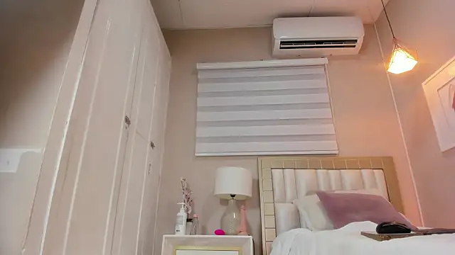 Snapshot of isabela__x chatting on 28, 3, 2026 isabela x online show from 28, 3, 2026