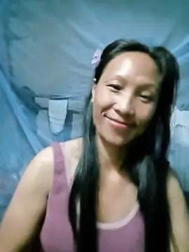 Snapshot of Diana-02 chatting on 15, 5, 2026 Diana-02 online show from 15, 5, 2026