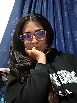 Freyarosse online show from 25, 2, 2026