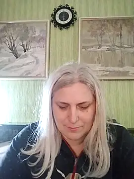 Snapshot of NyushaLollipop chatting on 18, 4, 2026 NyushaLollipop online show from 18, 4, 2026