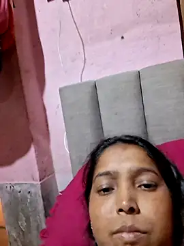 Snapshot of riyadas554321 chatting on 2, 3, 2026 riyadas554321 online show from 2, 3, 2026